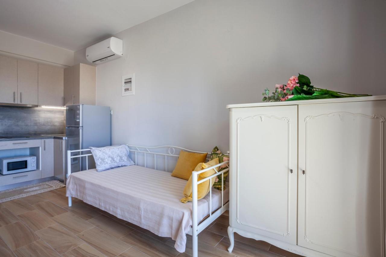 Lucid Dream Apt. |Bozinis Psakoudia Exterior photo